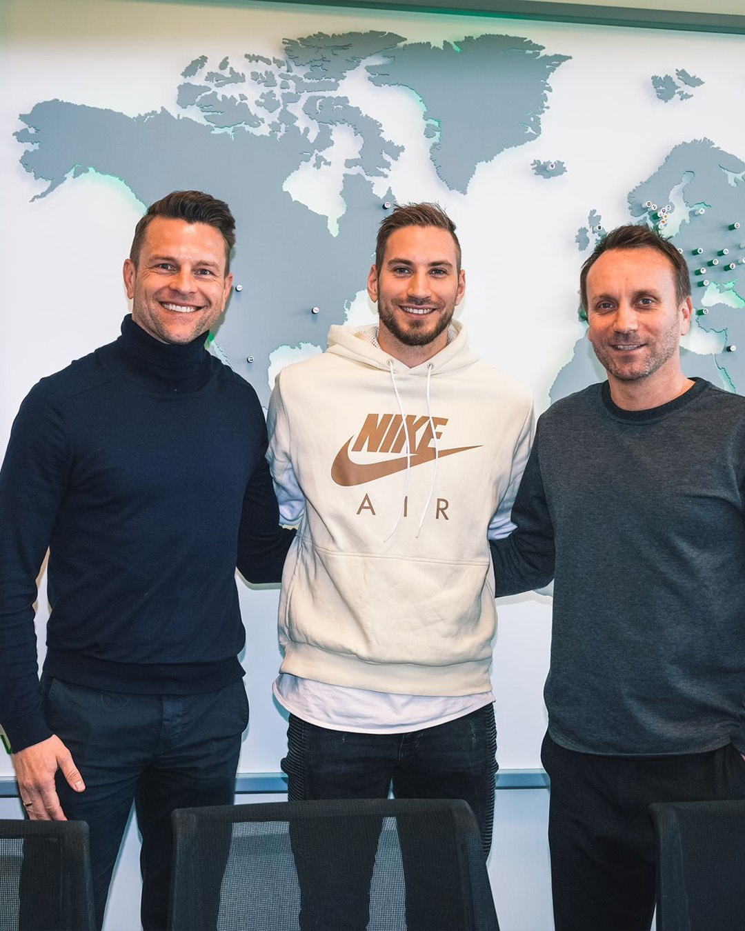 Stuckmann Consulting Instagram post announcing a player's move to a new club